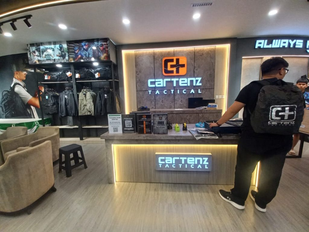 Desain interior toko Cartenz Batam